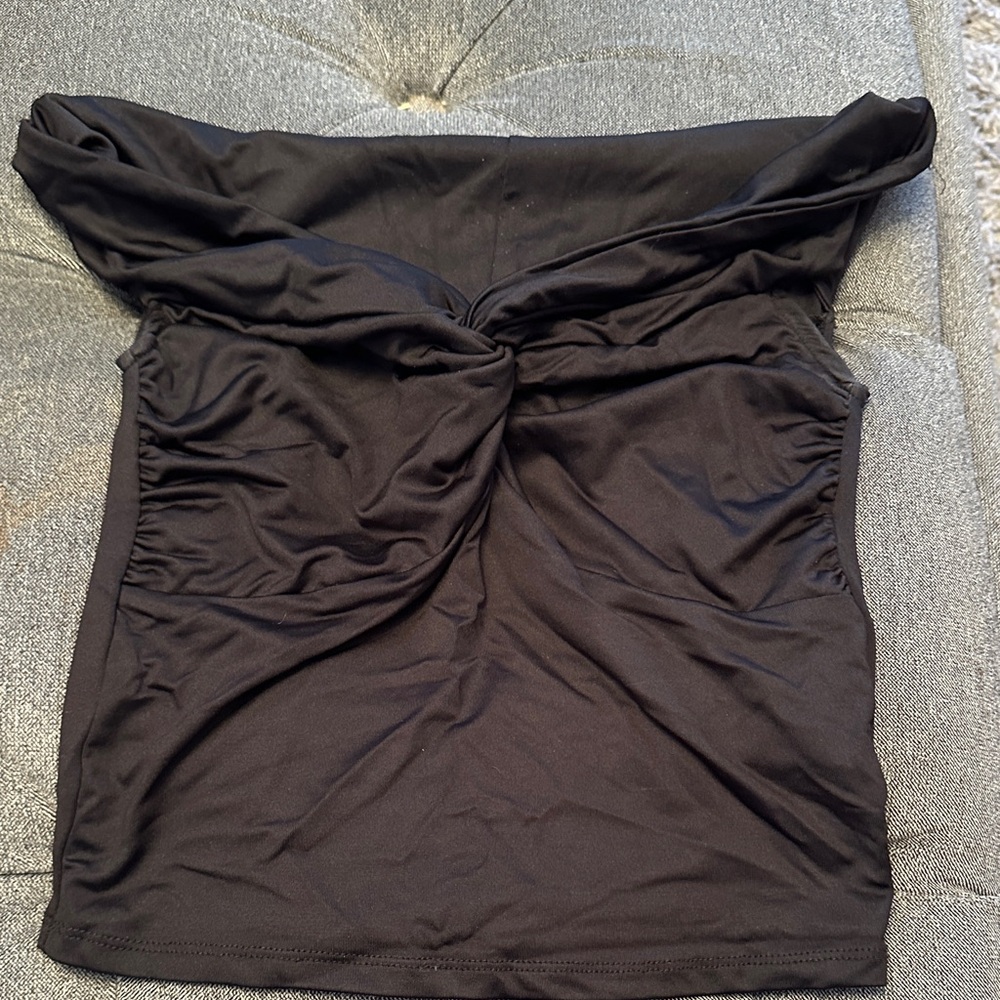 Forever 21 Elegant Black Top